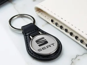 Seat Leder Schlüsselhalter Stilvoll Minimal Moderner Touch